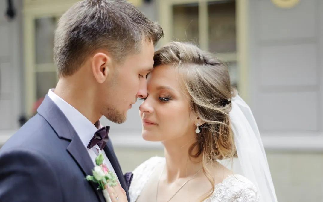 Must Read- 15 Questions You Should Ask Your Wedding Photographer Before Booking Them