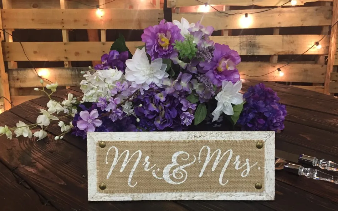 How Much Should I Expect To Spend On A Wedding Photo Booth?