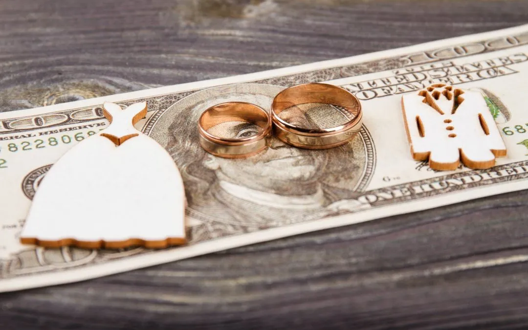 Revealed! The Perfect Amount To Tip Your Wedding Photographer